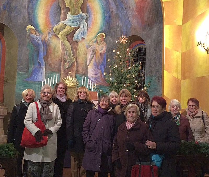 Frauenchor stimmt Adventszeit ein
